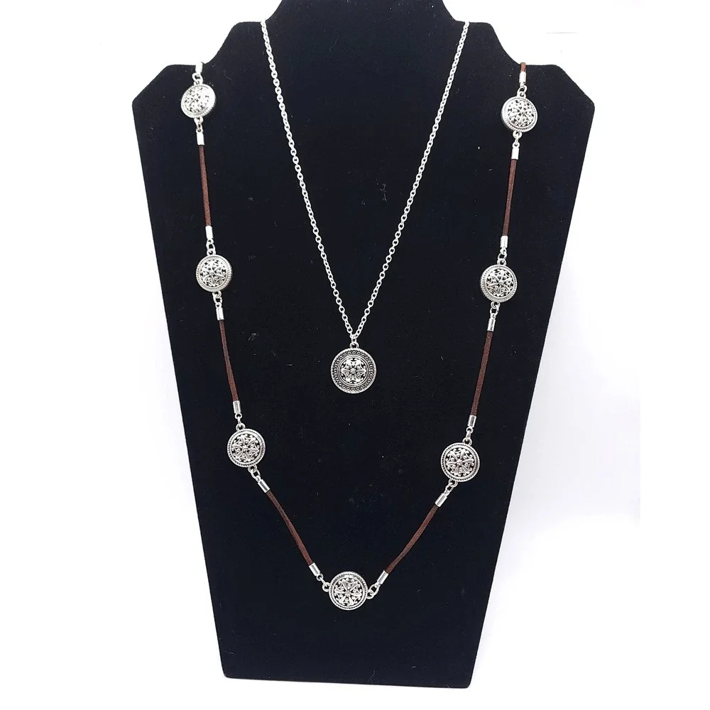 1946 Silver Tone Floral Medallion Necklace Brown Faux Leather Boho
